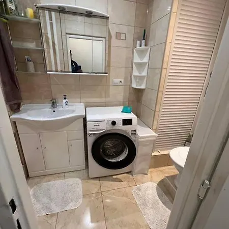 Apartment Ticha Lokalita, Len 2 Km Od Centra Mesta.